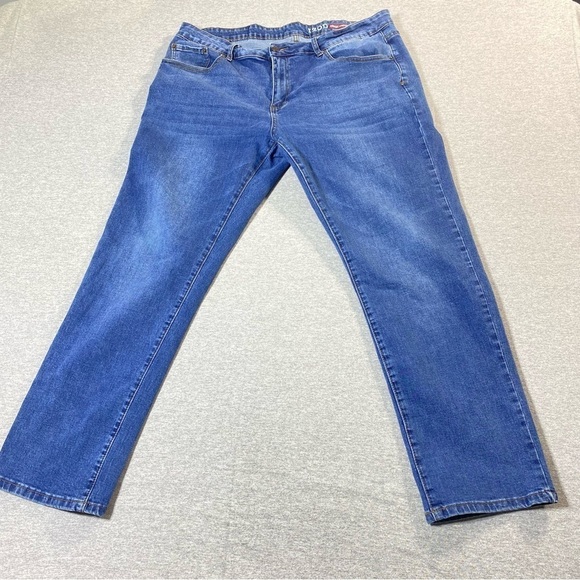 Izod Jeans Men's W40 Blue Comfort Stretch Straight Leg Mid Rise Casual Denim - Picture 1 of 13